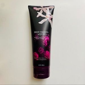 Bath & Body Works Lotion • Black Raspberry Vanilla